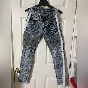 Rue21 Dark Blue and White Skinny Jeans